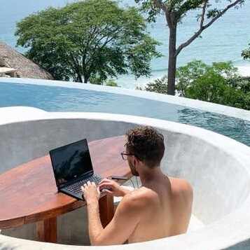 Digital Nomad